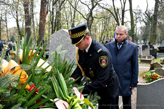 umk_6497.jpg-Zuziak, Zbigniew, wiceprezydent, profesor, Majchrowski, Cmentarz, Rakowicki