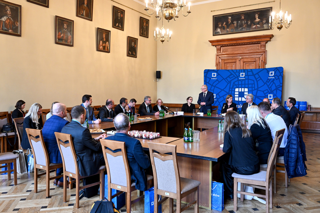 umk_6657.jpg-spotkanie, Misja, Gospodarcza, Austria, Styria, Muzyk, Eibinger-Mied  Autor: P. Wojnarowski