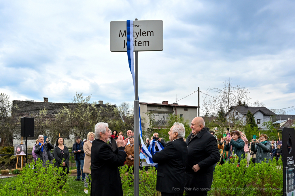 Irena, Jarocka, skwer, Motylem, Jestem, Kośmider, Prokocim, otwarcie, Fijałkowska, mieszkańcy, 20  Autor: P. Wojnarowski