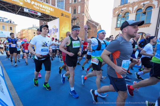 bs-230423-img_7658.jpg-Cracovia Maraton