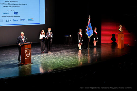 Jubileusz, 140, lat, VI LO, 6 Liceum Ogólnokształcące, Korfel-Jasińska, Kmita, Opera, młodzież