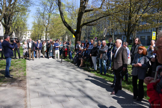 bs-230422-img_6318.jpg-Skwer, Jerzy Ridan, kulig