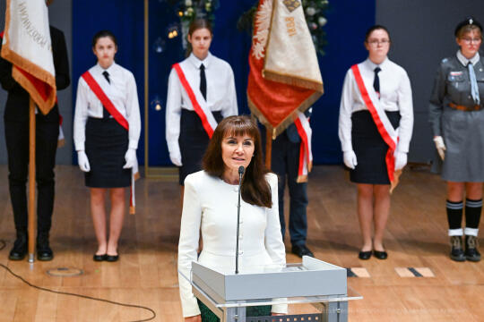 Jubileusz, szkoła, 4, nr 4, SP, Podstawowa, Kraków, Korfel-Jasińska, Honoris Gratia, 150 lat, Aud