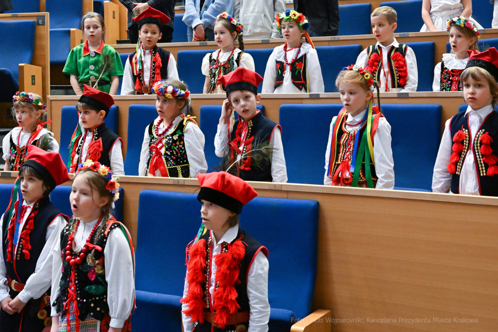 Jubileusz, szkoła, 4, nr 4, SP, Podstawowa, Kraków, Korfel-Jasińska, Honoris Gratia, 150 lat, Aud  Autor: P. Wojnarowski