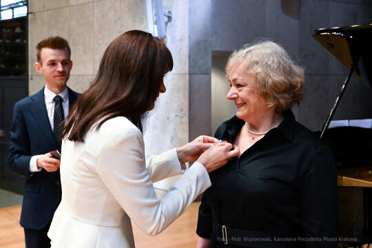 Jubileusz, szkoła, 4, nr 4, SP, Podstawowa, Kraków, Korfel-Jasińska, Honoris Gratia, 150 lat, Aud