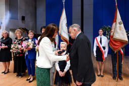 Jubileusz, szkoła, 4, nr 4, SP, Podstawowa, Kraków, Korfel-Jasińska, Honoris Gratia, 150 lat, Aud