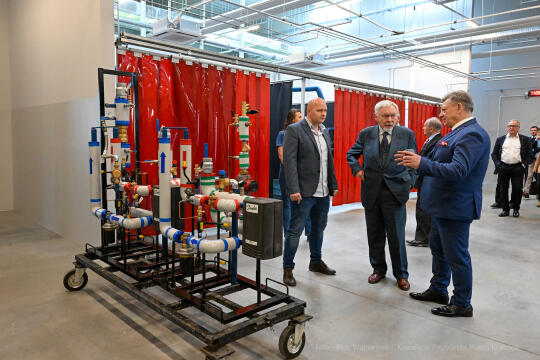 umk_8525.jpg-MPEC magazyny, przciwpowodziowe