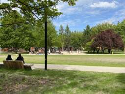 346104697_576579027873978_8575266402721397242_n.jpg-Piknik w parku Kurdwanów, 05.2023