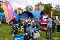 bs_230513_1824.jpg-Piknik w parku Kurdwanów, 05.2023, p. Kulig