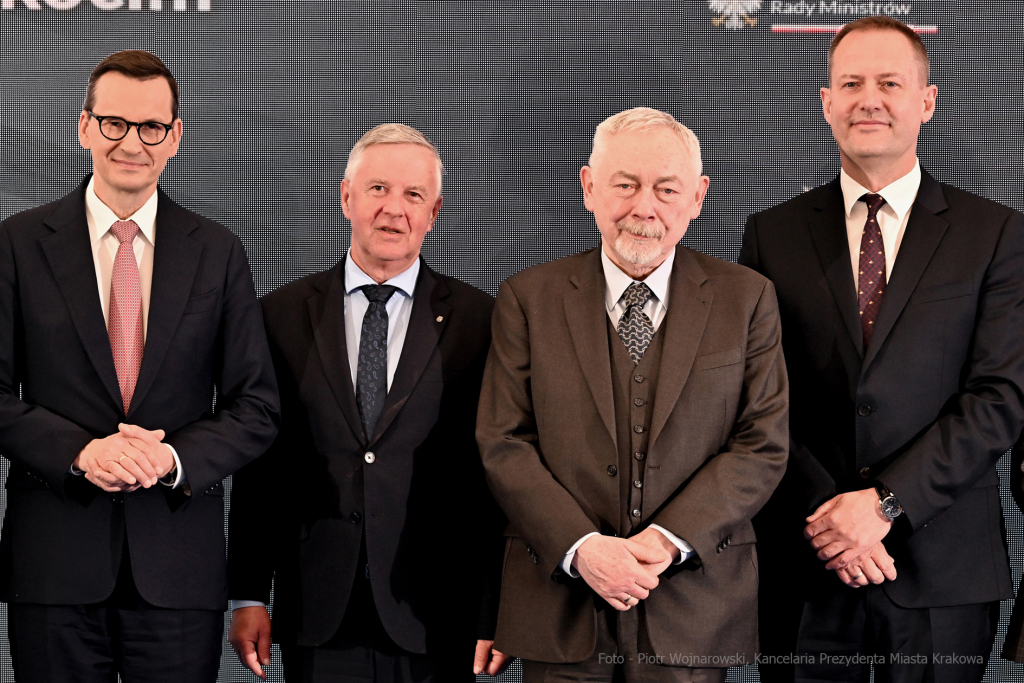 wmurowanie, kamienia, węgielnego,  Kampus, Medyczny, UJ, Prokocim, Majchrowski, Morawiecki, Wasserm  Autor: P. Wojnarowski