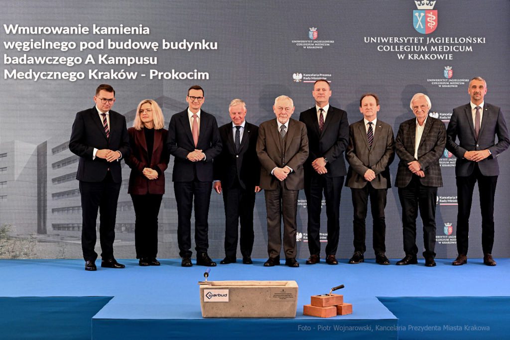 wmurowanie, kamienia, węgielnego,  Kampus, Medyczny, UJ, Prokocim, Majchrowski, Morawiecki, Wasserm  Autor: P. Wojnarowski