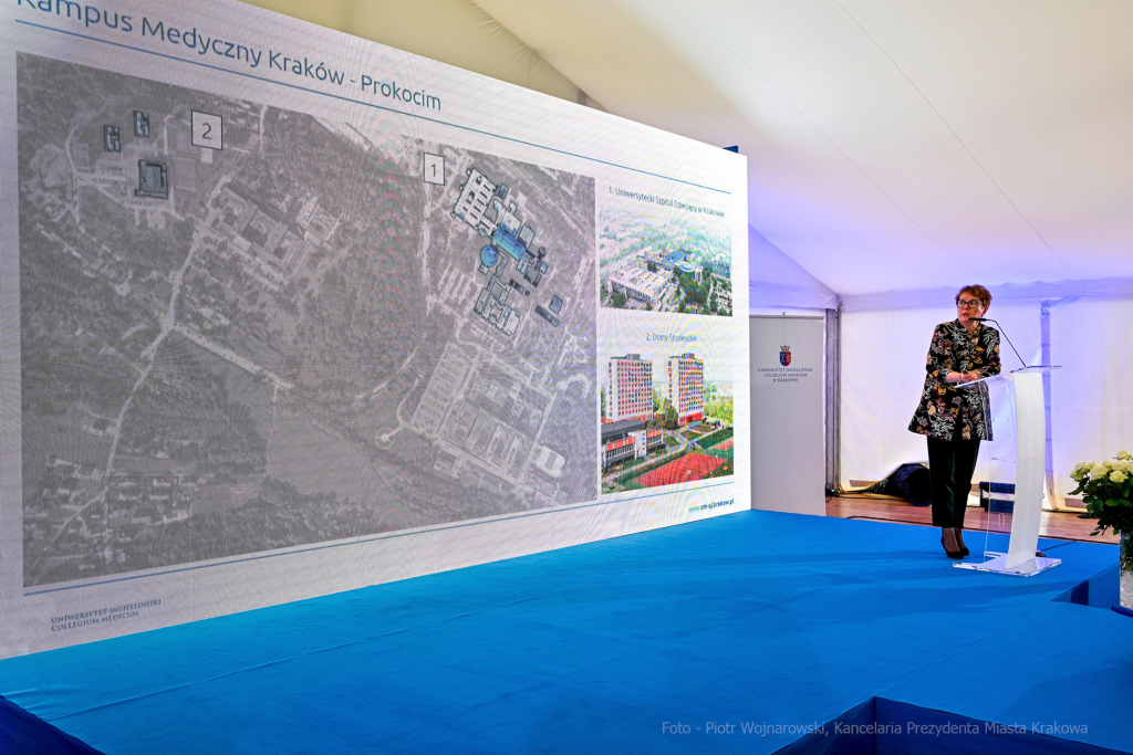 wmurowanie, kamienia, węgielnego,  Kampus, Medyczny, UJ, Prokocim, Majchrowski, Morawiecki, Wasserm  Autor: P. Wojnarowski