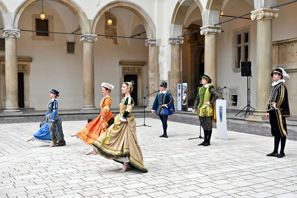 umk_5886.jpg-Wawel, Majchrowski, Noc Muzeów, inauguracja, Betlej, HG, 2023, XIX, Edycja  Autor: P. Wojnarowski