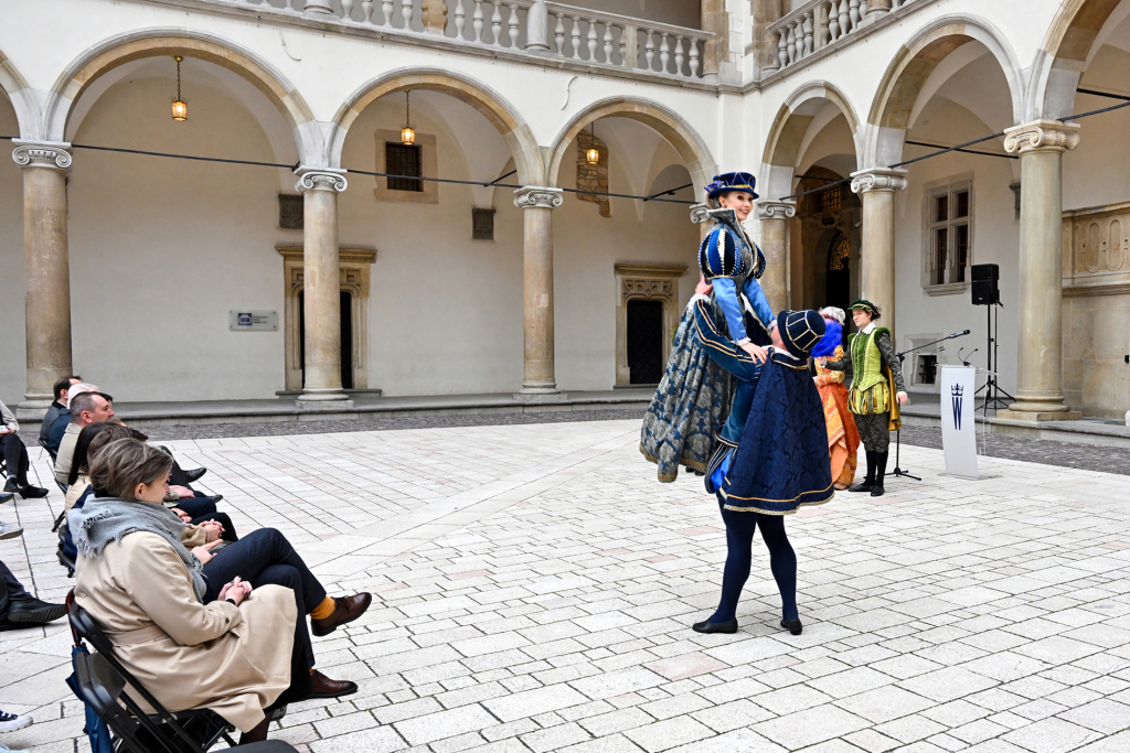 umk_6279.jpg-Wawel, Majchrowski, Noc Muzeów, inauguracja, Betlej, HG, 2023, XIX, Edycja  Autor: P. Wojnarowski