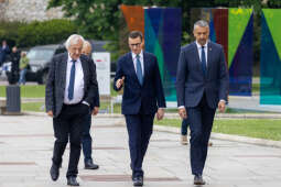 bs-230520-img_4766-poprawione-szum.jpg-Jędraszewski, Majchrowski