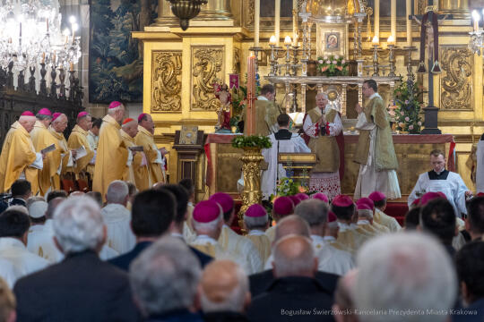 bs-230520-img_5099.jpg-Jędraszewski, Majchrowski