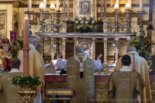 bs-230520-img_5160.jpg-Jędraszewski, Majchrowski