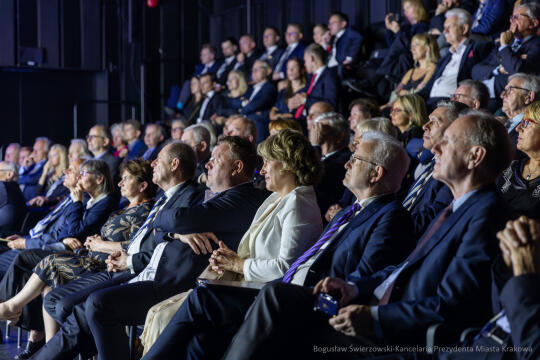 bs-230520-img_5665-poprawione-szum.jpg-Klub Krakowski, Majchrowski