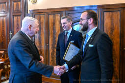 Medal, Kopernikański, dyplom, Majchrowski, delegacja, Toruń, wręczenie, Klabun, Mól, 2023