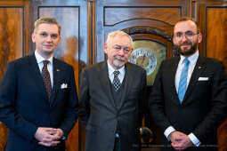 Medal, Kopernikański, dyplom, Majchrowski, delegacja, Toruń, wręczenie, Klabun, Mól, 2023