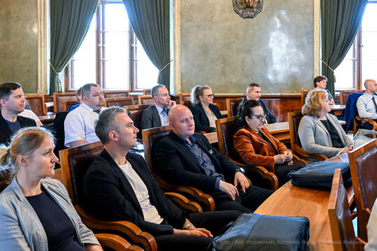 dsc_2923.jpg-MPEC, konferencja, środki, POIiŚ, Marian, Łyko, Majchrowski