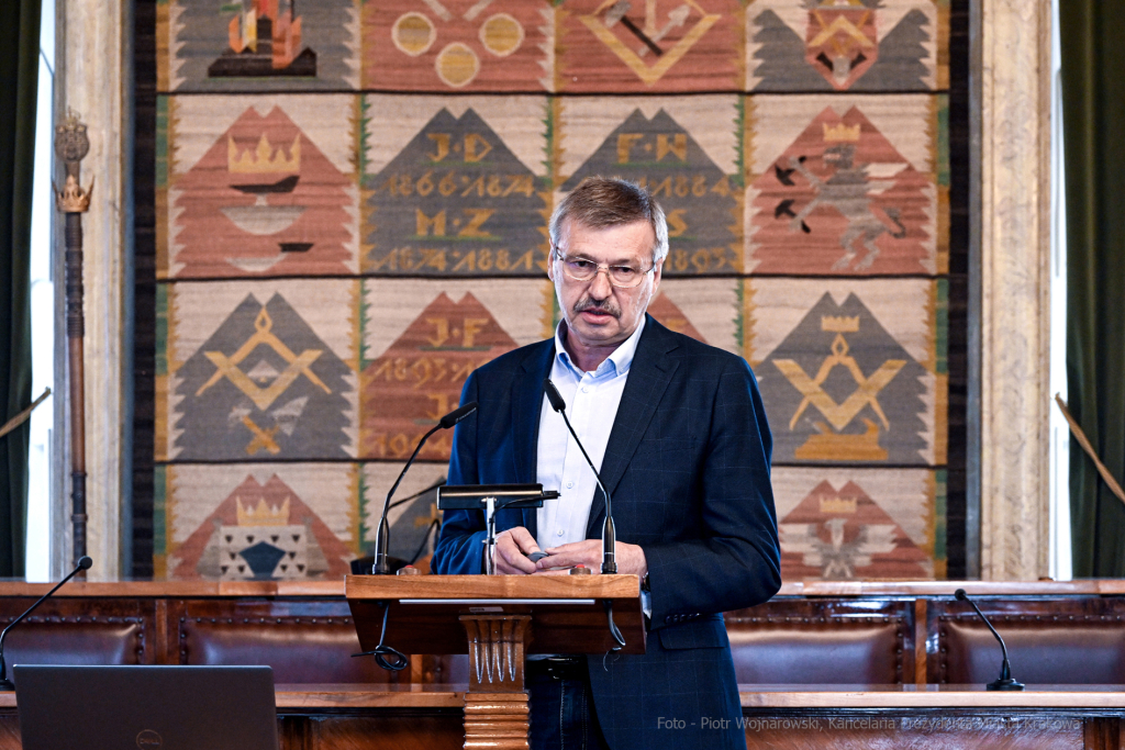 dsc_3033.jpg-MPEC, konferencja, środki, POIiŚ, Marian, Łyko, Majchrowski  Autor: P. Wojnarowski