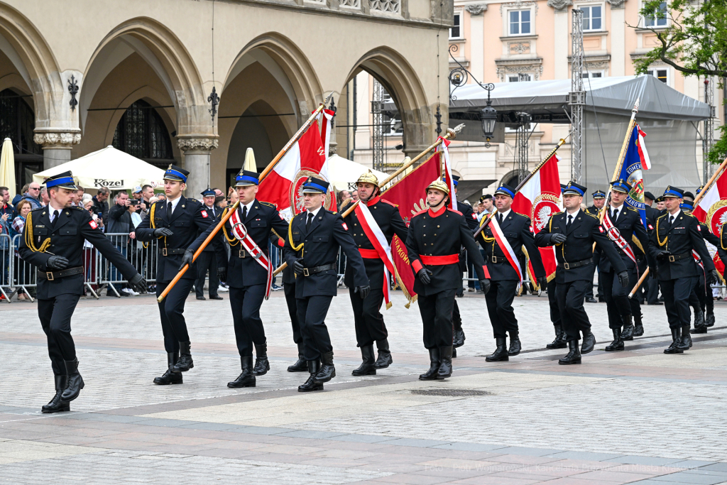 Krakowska Straż Pożarna, jubileusz, 150 lat, Rynek, Majchrowski, Bartkowiak, Kmita, Knapik, obchod  Autor: P. Wojnarowski