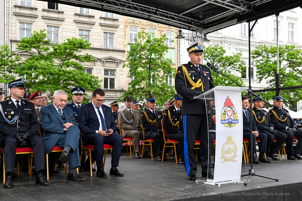 Krakowska Straż Pożarna, jubileusz, 150 lat, Rynek, Majchrowski, Bartkowiak, Kmita, Knapik, obchod  Autor: P. Wojnarowski