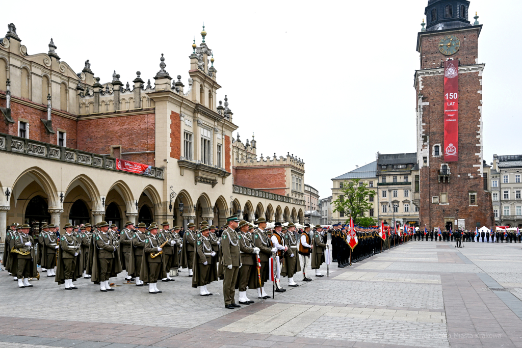 Krakowska Straż Pożarna, jubileusz, 150 lat, Rynek, Majchrowski, Bartkowiak, Kmita, Knapik, obchod  Autor: P. Wojnarowski