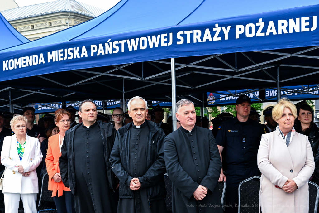 Krakowska Straż Pożarna, jubileusz, 150 lat, Rynek, Majchrowski, Bartkowiak, Kmita, Knapik, obchod  Autor: P. Wojnarowski