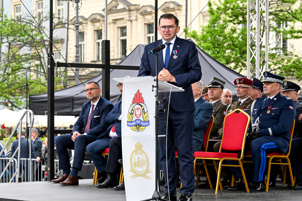 Krakowska Straż Pożarna, jubileusz, 150 lat, Rynek, Majchrowski, Bartkowiak, Kmita, Knapik, obchod  Autor: P. Wojnarowski