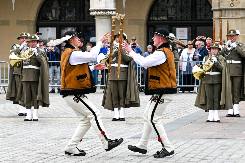 Krakowska Straż Pożarna, jubileusz, 150 lat, Rynek, Majchrowski, Bartkowiak, Kmita, Knapik, obchod  Autor: P. Wojnarowski