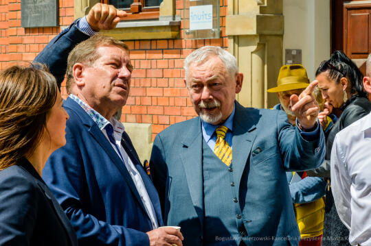 bs-120102-jg_120102_oto_6401.jpg-Krupnicza, Majchrowski, otwarcie