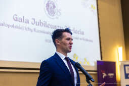 bs-230527-img_7335.jpg-izba, gala,medale