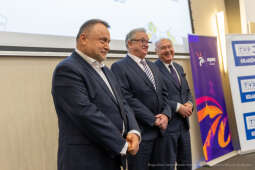 bs-230527-img_7499.jpg-izba, gala,medale