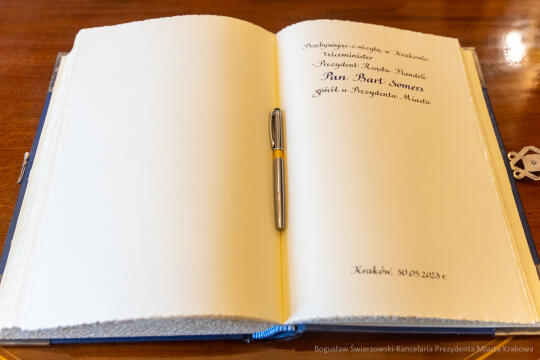 bs-230530-img_8899.jpg-Flandria, Majchrowski