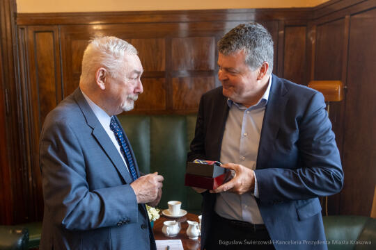 bs-230530-img_8970.jpg-Flandria, Majchrowski