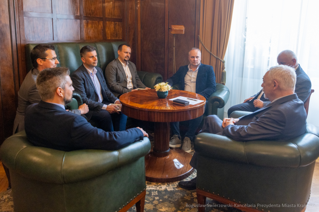 bs-230530-img_9276.jpg-SKP, Majchrowski, wyróżnienia  Autor: B. Świerzowski