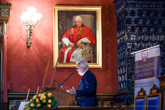 Medal 100-lecia Odzyskania Niepodległości, wręczenie, Majchrowski, Bieniek, Ostrowski, Barczyk, M