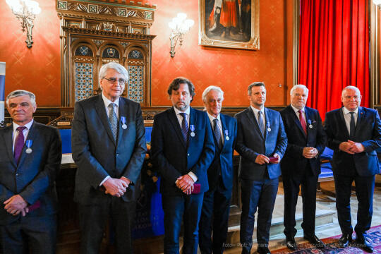 Medal 100-lecia Odzyskania Niepodległości, wręczenie, Majchrowski, Bieniek, Ostrowski, Barczyk, M