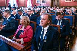 Medal 100-lecia Odzyskania Niepodległości, wręczenie, Majchrowski, Bieniek, Ostrowski, Barczyk, M