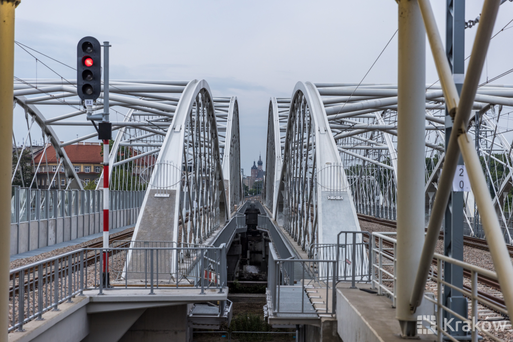 20230609-img_5023.jpg-Otwarcie mostu i kładki między Zabłociem a Grzegórzkami i Kazimierzem