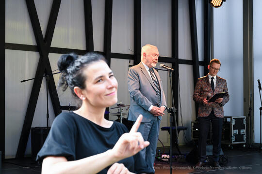 dsc_1915.jpg-stypendia, twórcze, artyści, KTO, Majchrowski, uroczystość, wręczenie