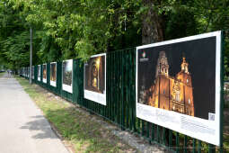 UNESCO, wystawa, Hiszpania, Park Jordana, ambasador, fotografia, Kośmider,  Juan, Sandoval, Mendiol