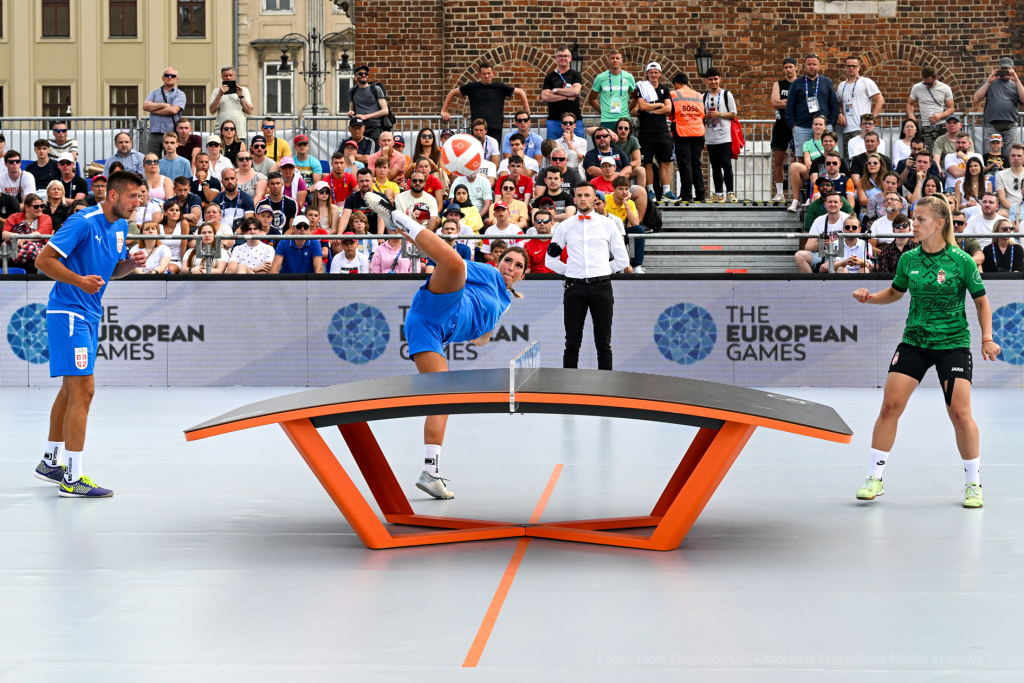 umk_2023.jpg-Teqball, Rynek Główny, Kraków, Igrzyska, Europejskie, Kozioł, finał, finały  Autor: P. Wojnarowski