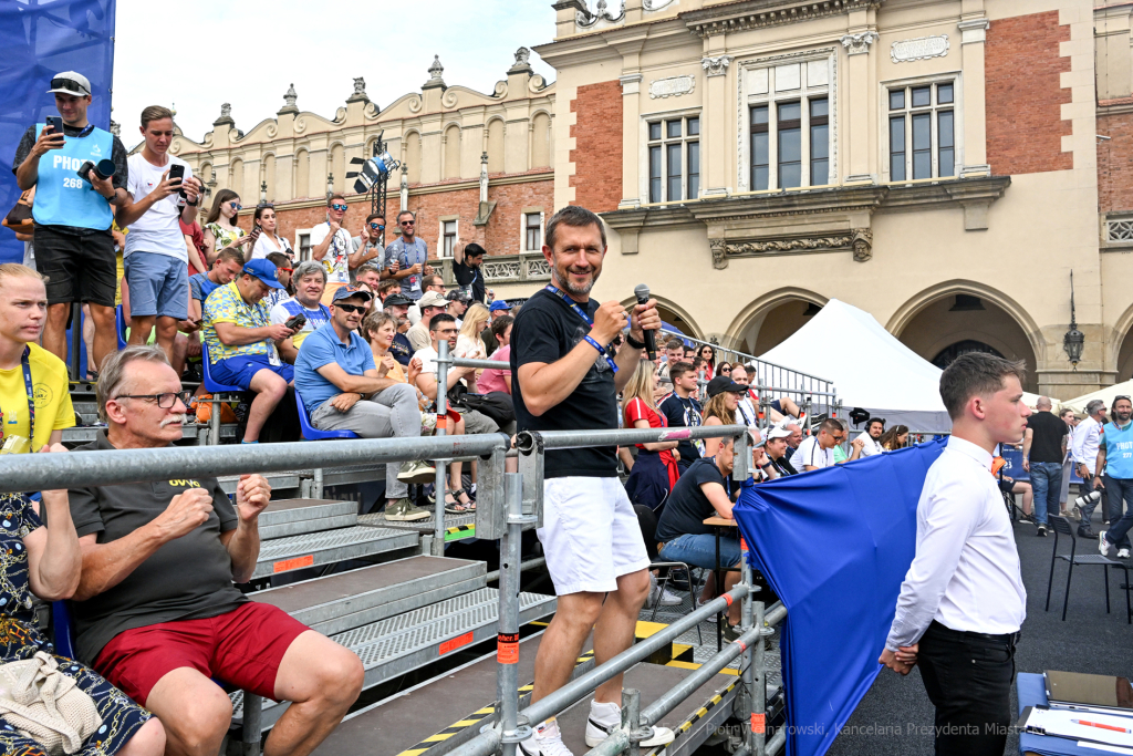 umk_2099.jpg-Teqball, Rynek Główny, Kraków, Igrzyska, Europejskie, Kozioł, finał, finały  Autor: P. Wojnarowski