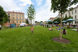 bs-230702-img_1849.jpg-Park, Szymborska