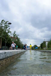 bs-230702-img_1853.jpg-Park, Szymborska