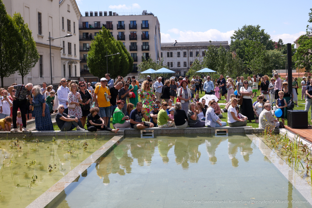 bs-230702-img_1977.jpg-Park, Szymborska  Autor: B. Świerzowski