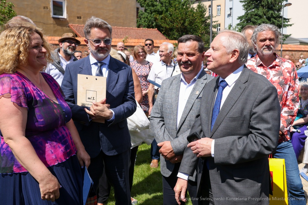 bs-230702-img_2032.jpg-Park, Szymborska  Autor: B. Świerzowski